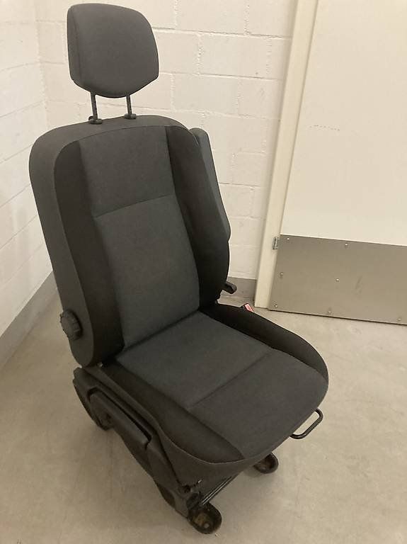 Renault Accessori per altri veicoli: Beifahrersitz Renault Master, Opel Movano – Usato da Rothenburg venduto da smile_55 2