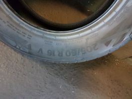 205/60R16 Continental