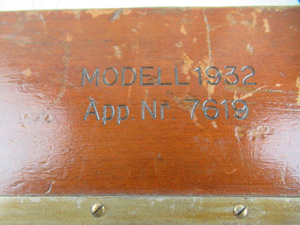 Telefone: 2 Telefone Feldtelefone MIlitär 1932 – Defekt aus Flums von Flumsantik 8