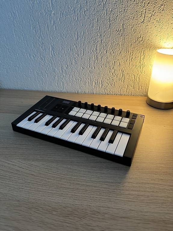 Novation Strumenti musicali: LAUNCHKEY MINI 25 MK4 – Usato da Berikon venduto da ram_b8s8