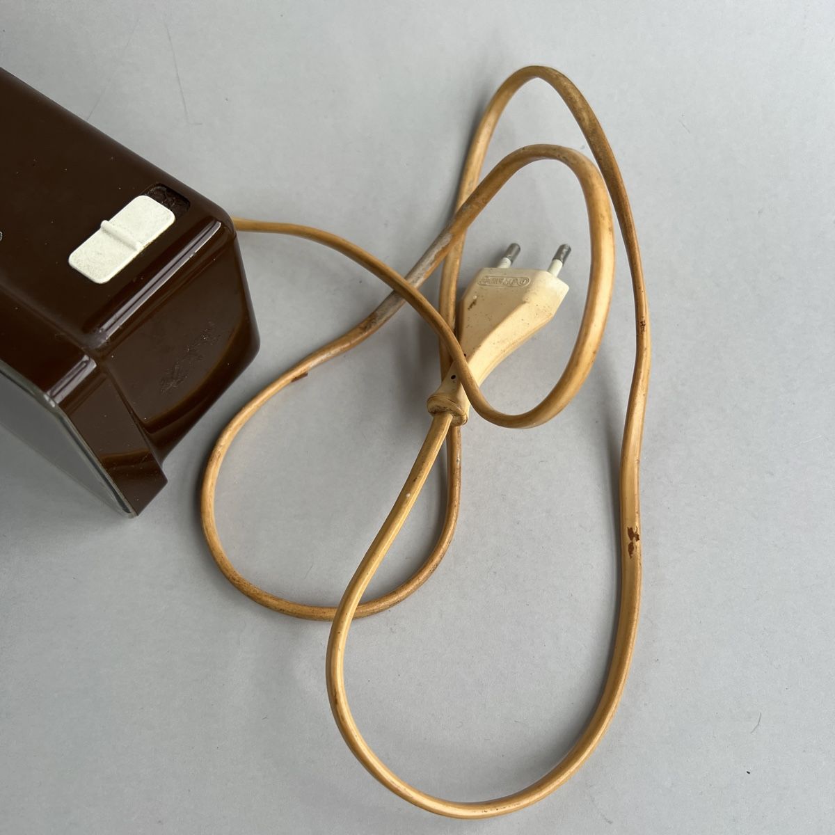 Sveglie: Vintage German Midcentury Alarm Clock – Usato da Genève venduto da Kookiek 3