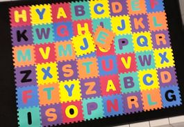 XXL 180x238 cm 50 gr Spielmatte A-Z Puzzlematte Spielteppich