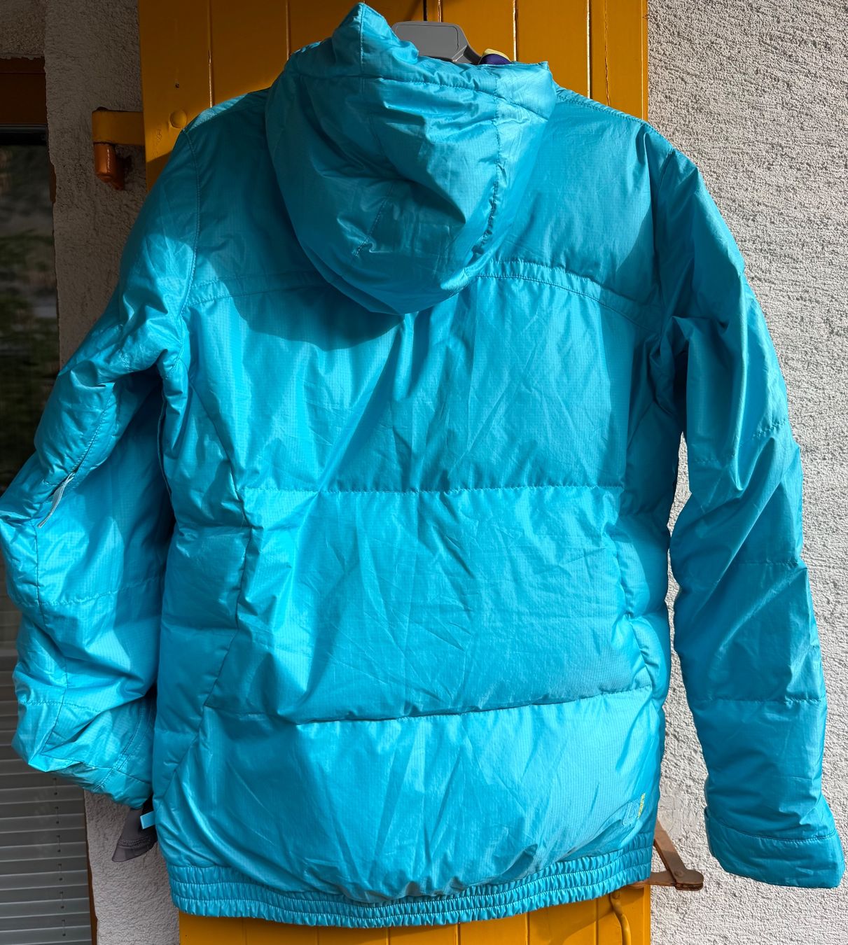 Burton Giacche: Winterjacke Burton blau / Gr. M – Usato da Zermatt venduto da cacador 2