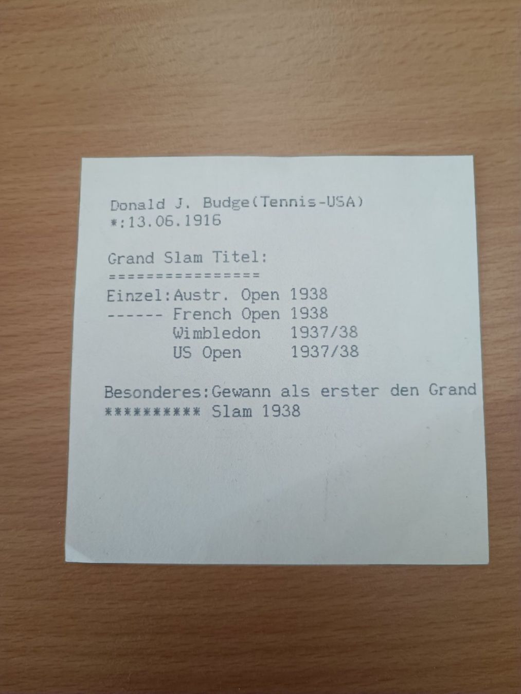 Autografi: Don Budge - Tennis - handsigniert - 2000 verstorben – Usato da Menziken venduto da Artographs 1