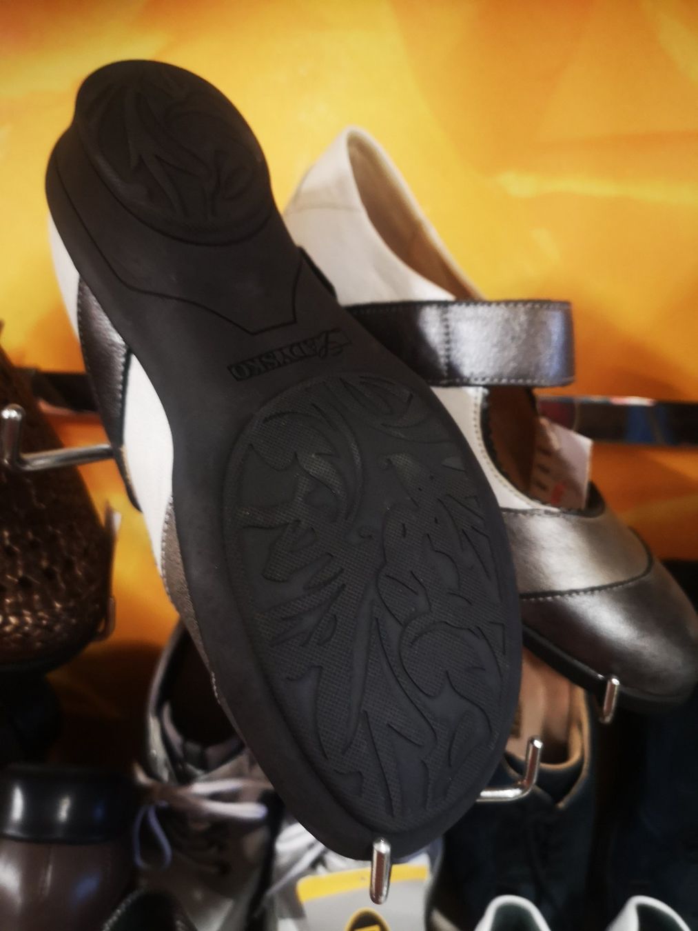 Helvesko Damenschuhe: Ladysko – Neu und originalverpackt aus Möhlin von Highwaytom 1