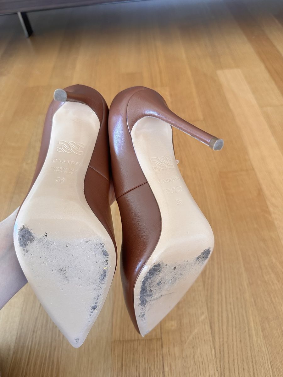 Casadei Scarpe da donna: Casadei Leather Pumps – Usato da Zürich venduto da Ele_fashionista 2