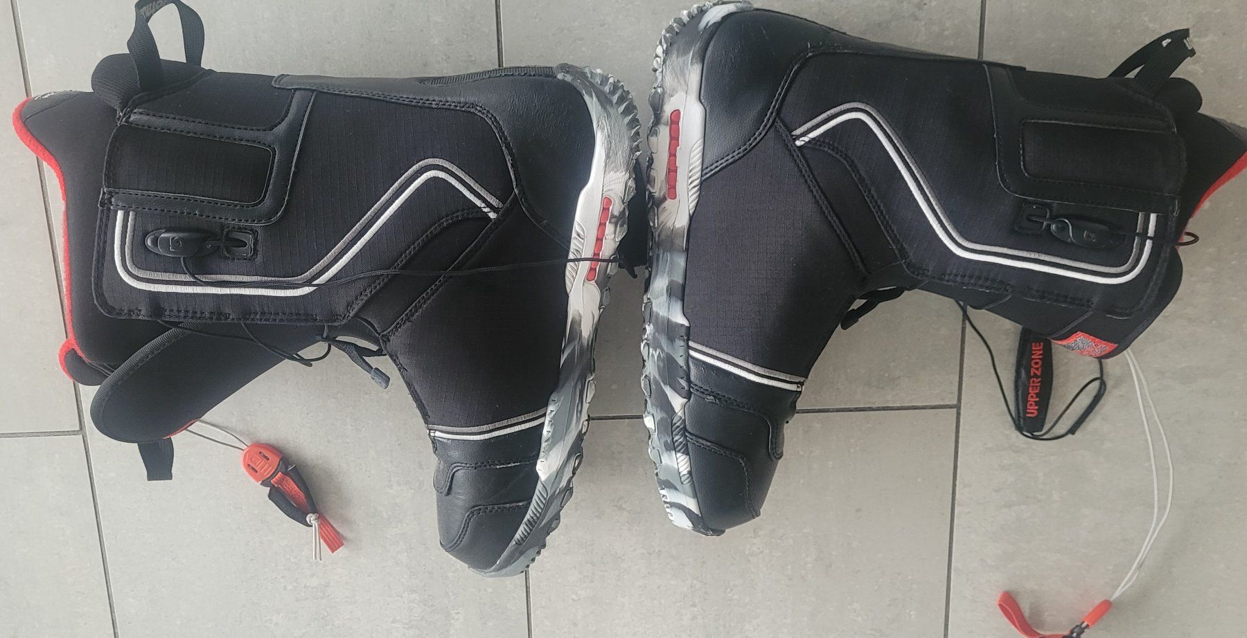 Burton Scarpe da uomo: Burton Snowboardboots Gr. 44 – Usato da Uitikon Waldegg venduto da SYMATTHI 2