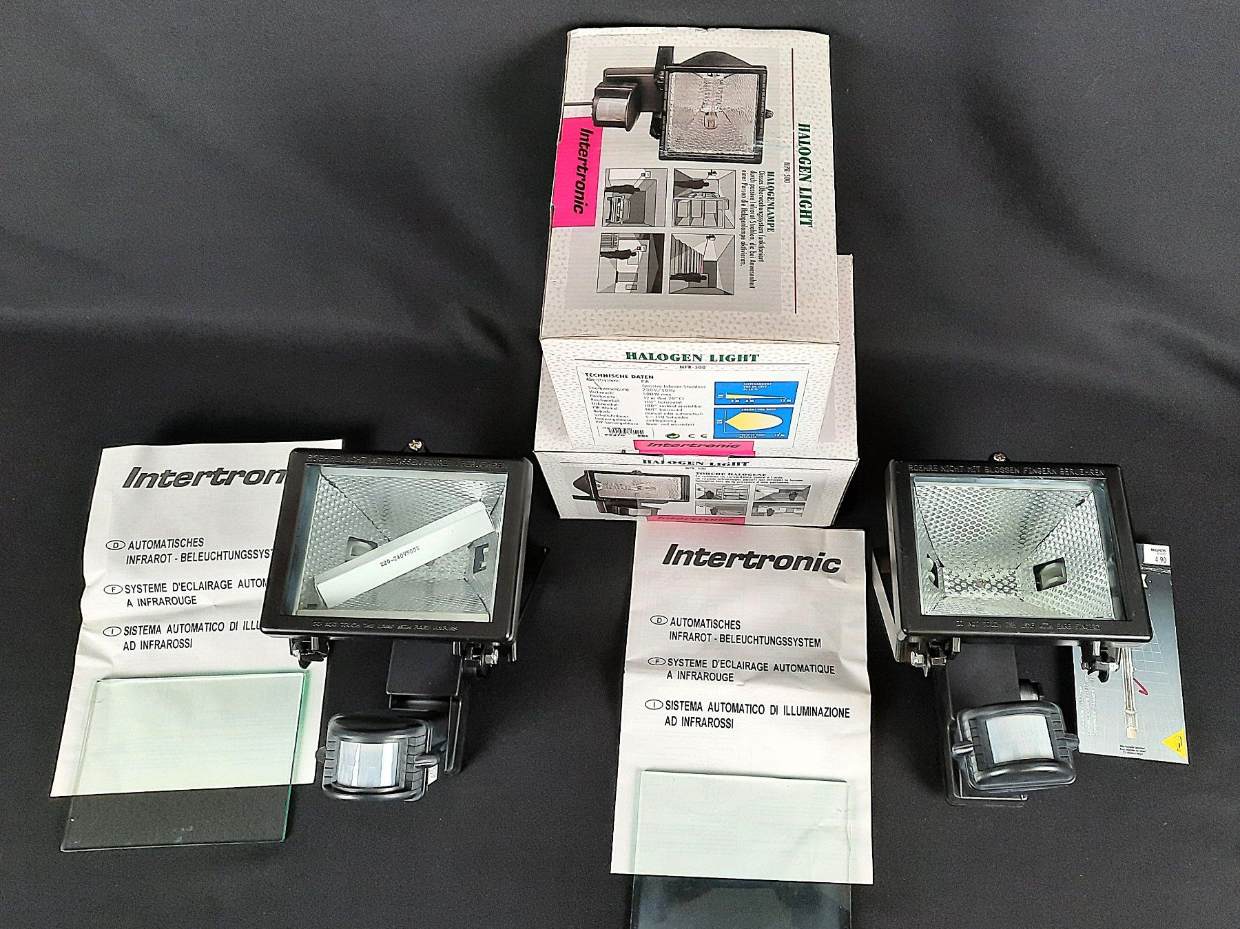 Lampade: 2er-Set Intertronic Halogen-Strahler 500W – Usato da Beinwil am See venduto da Restwert_Beinwil