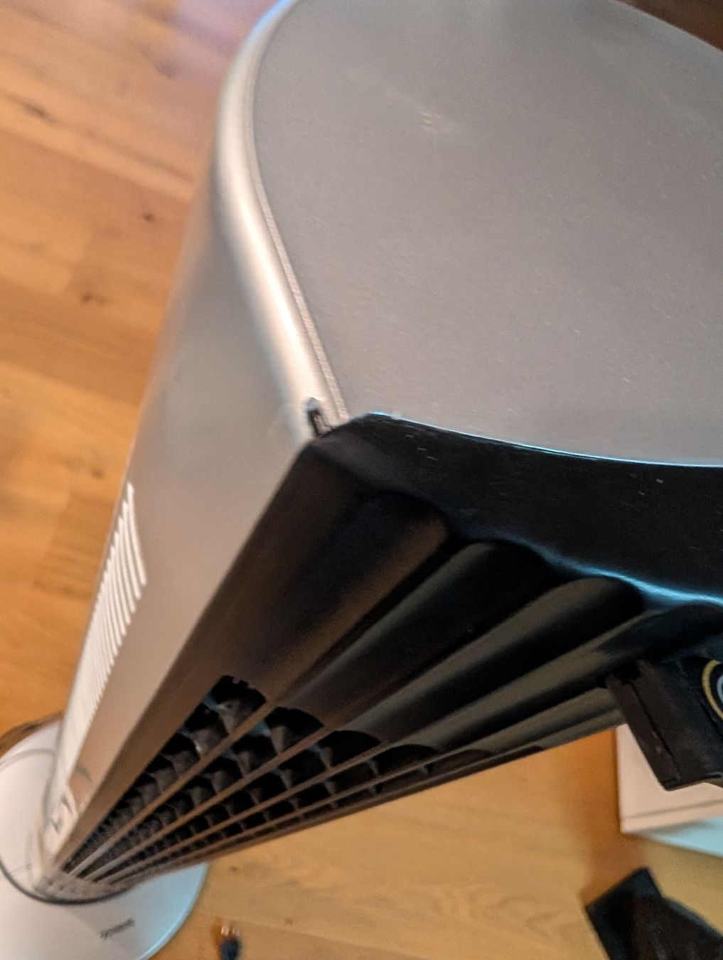 Trisa Ventilatori: Trisa Turmventilator - Silent Power – Usato da Grub AR venduto da Sky101 4