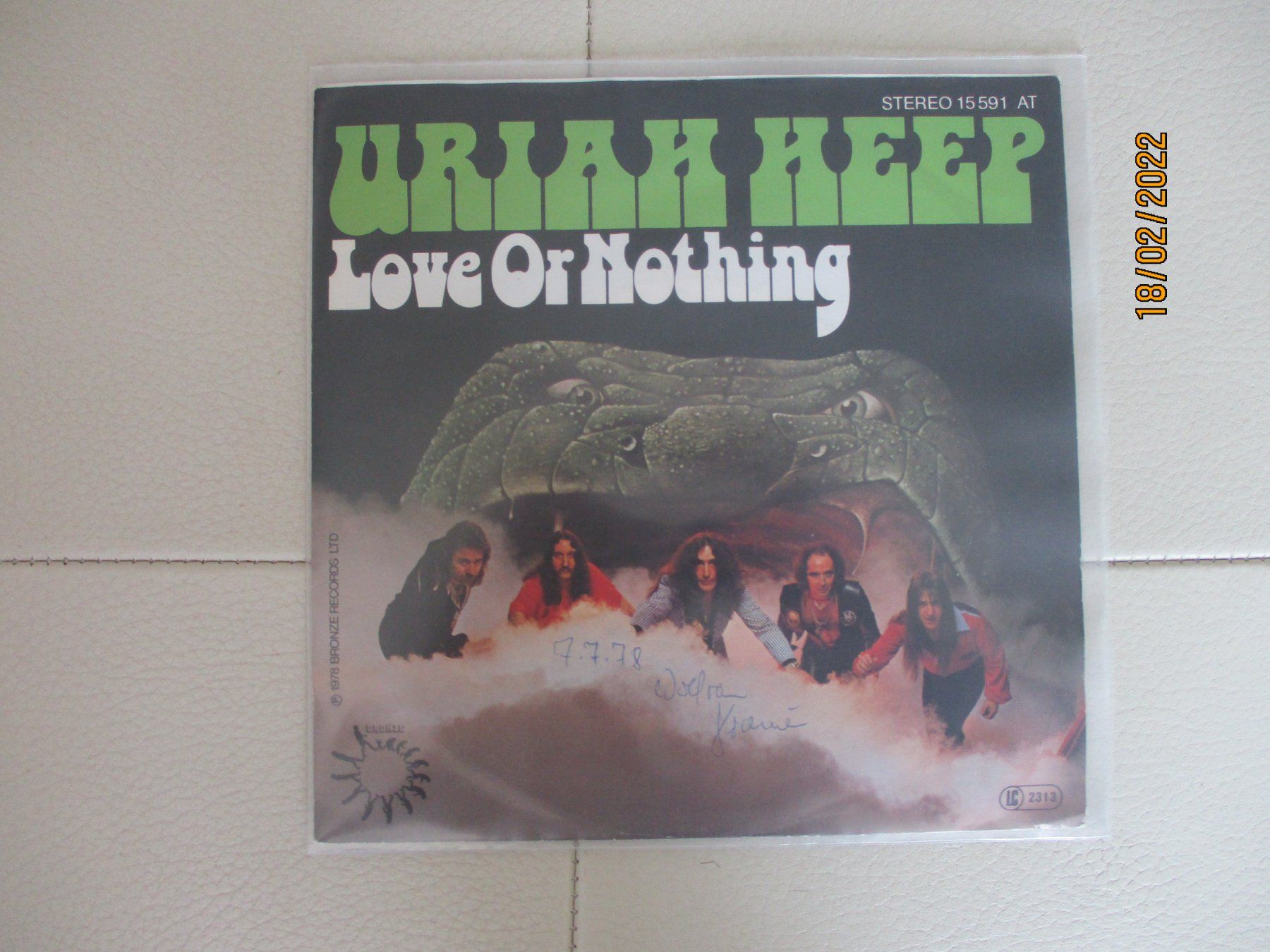 Dischi in vinile: Uriah Heep – Love Or Nothing – Usato da Liestal venduto da Disc-Point