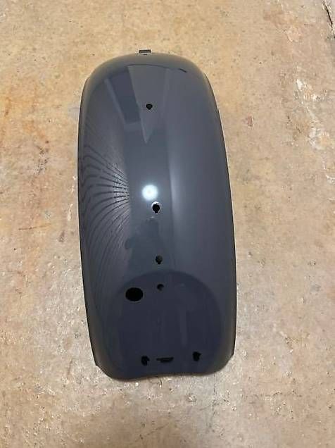 Harley-Davidson Tutti i ricambio per moto: Garde boue Arrière Low Rider S / ST – Usato da Chavannes-de-Bogis venduto da sth_yzd6 1