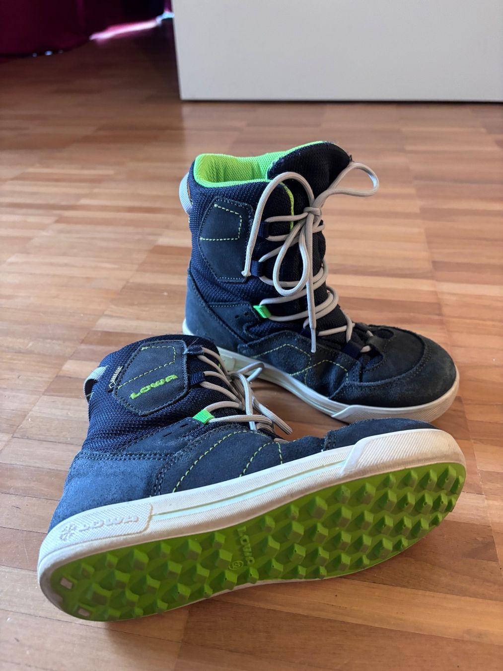 Lowa Schuhe für Jungen: Lowa Winterschuhe – Gebraucht aus Zürich von mhug1 1