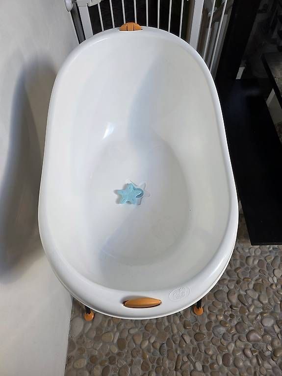 Badespass: Baignoire bébé avec support sur pieds – Gebraucht aus Genève von kat_m7lj 3