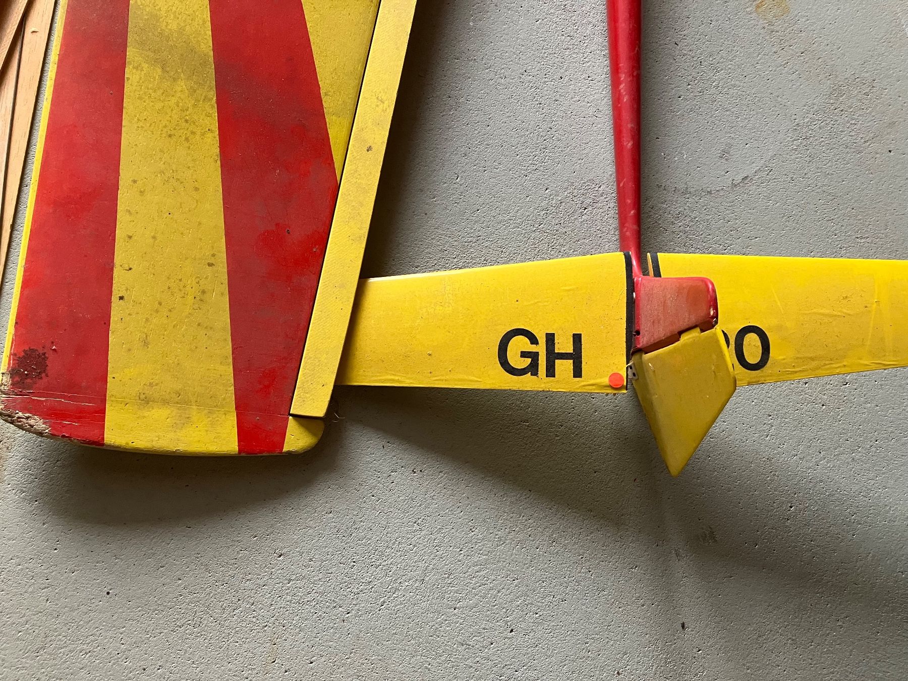 Modellbausätze & Standmodelle: GH 20, Modellflugzeugteile – Gebraucht aus Rüegsauschachen von limek 1