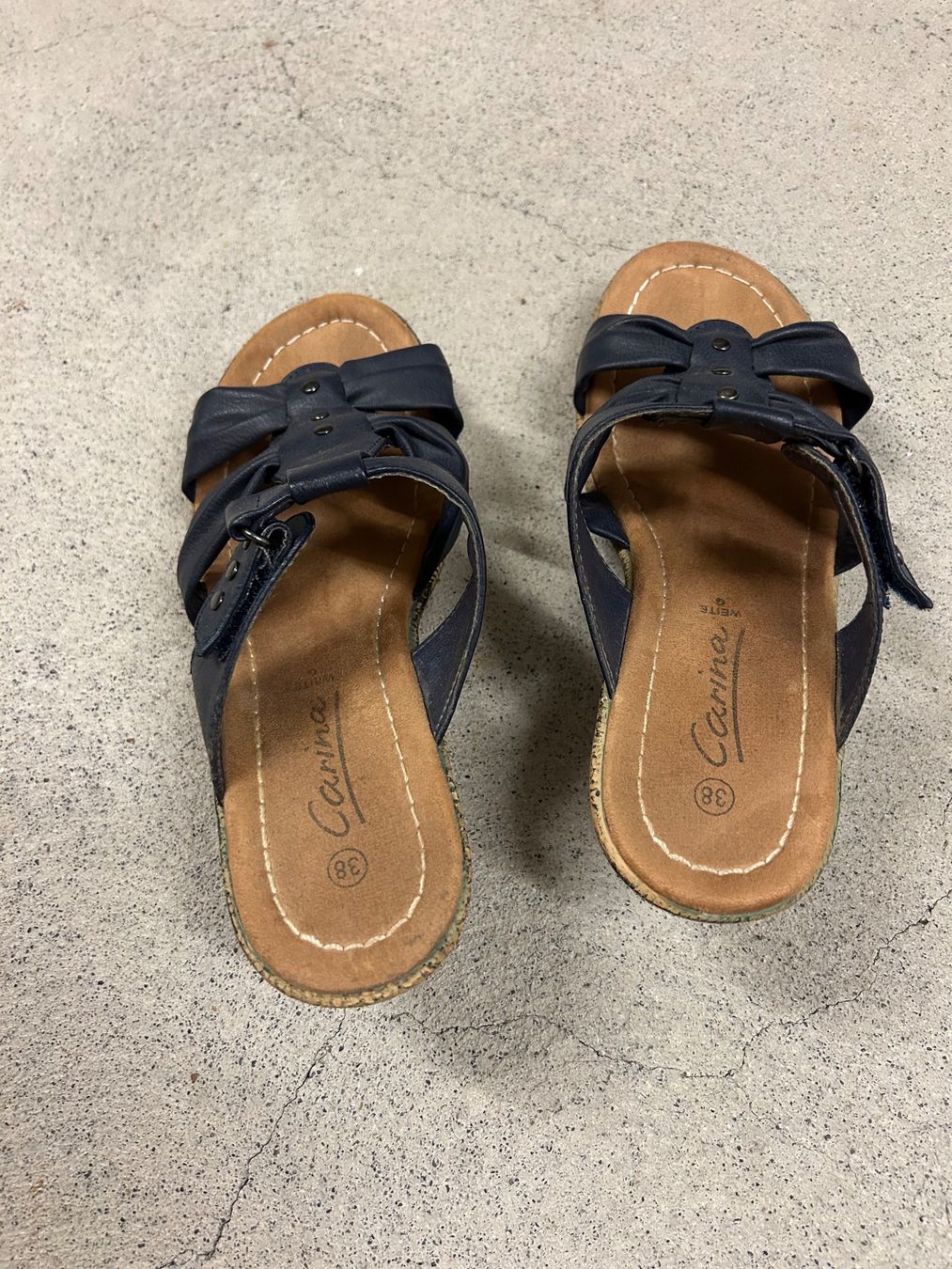 Chaussures femmes: Damensandalen Gr. 38 – D'occasion à Hittnau par FVera 1