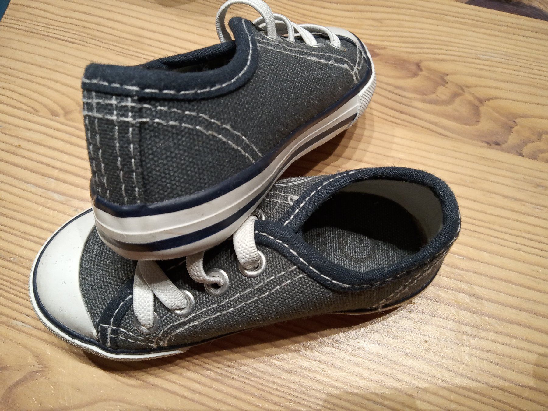 Scarpe per ragazzi: Baby Halbschuhe Grösse 20 – Nuovo (secondo la descrizione) da Büren SO venduto da swelch 2
