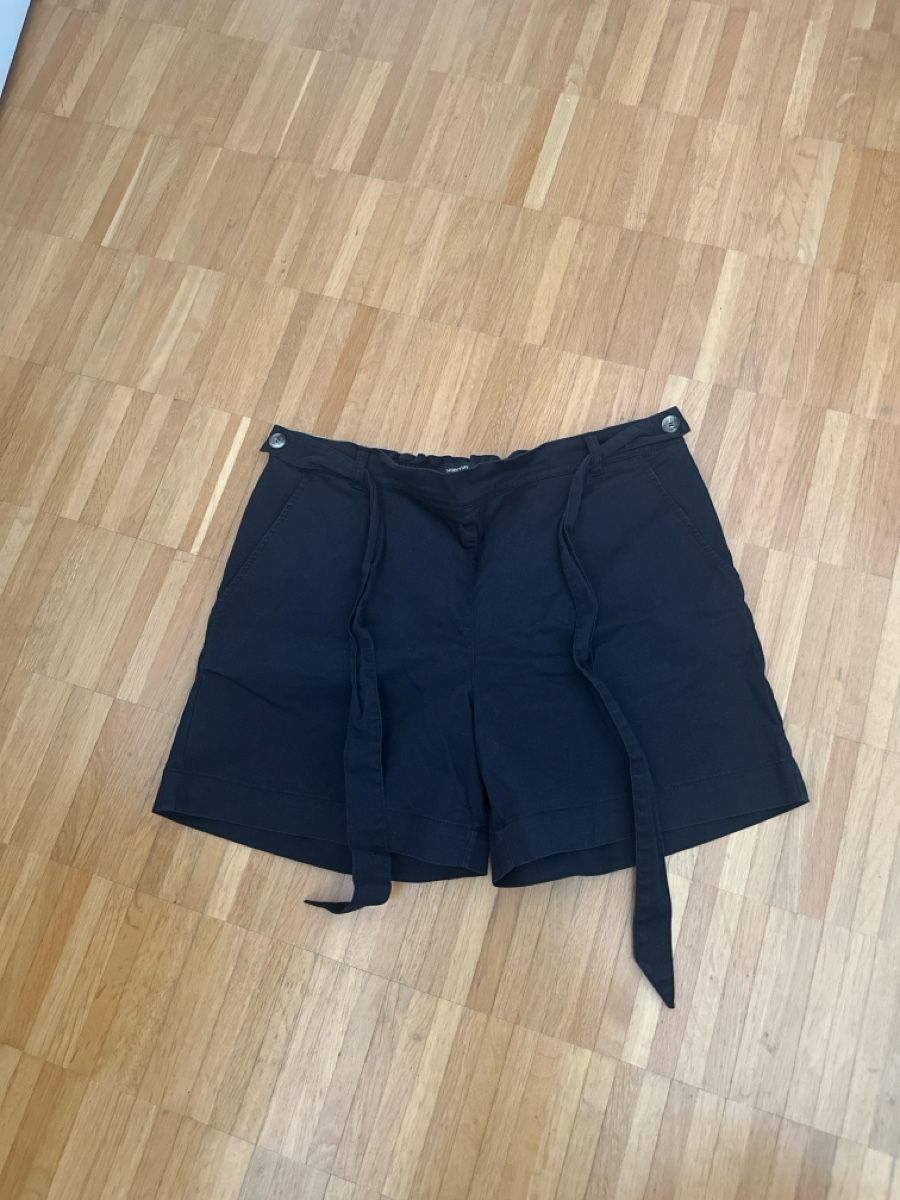 Someday Pantaloni: Shorts von someday – Usato da Altendorf venduto da ratzfatz