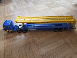 Siku Auto-Transporter mit Mercedes-Benz Zugmaschine