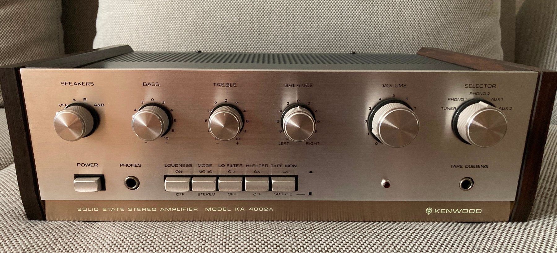 Kenwood Verstärker: Kenwood KA-4002A Solid State Stereo Amplifier – Gebraucht aus Fribourg von rogerbd