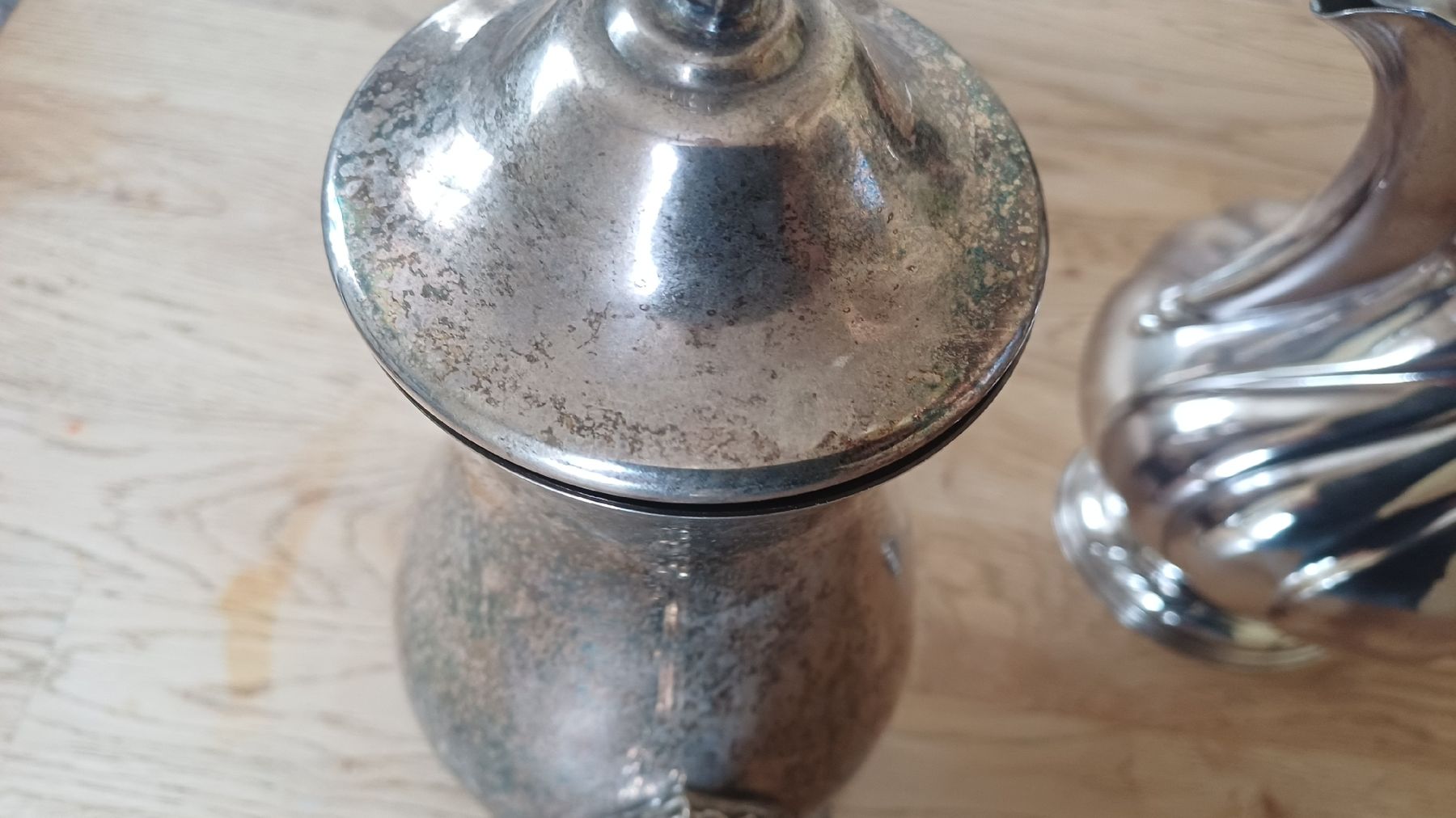 Teiere: 2 Kaffe  Teekrüge Versilbert – Usato da Flawil venduto da Pinkmalibu 7