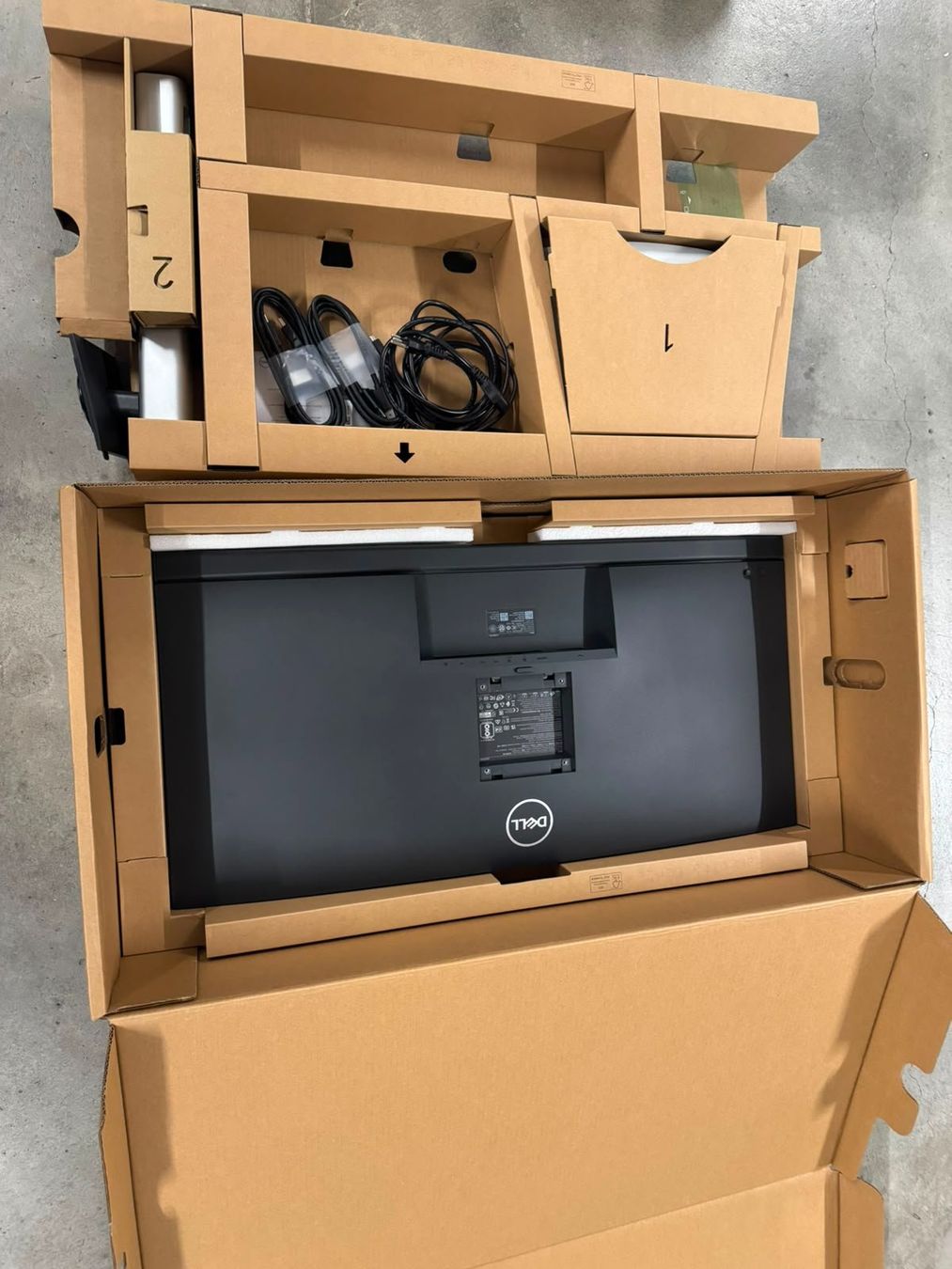 Dell Monitore: Monitor 34 Zoll Dell C3422WE mit intergrierter Webcam – Gebraucht aus Forch von MarjanDings 3