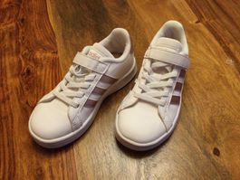 Adidas Grand Court Sneaker, Grösse 28, top Zustand!
