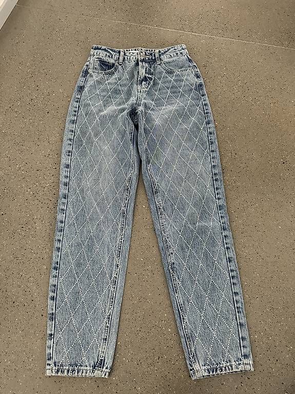 Jeans: Jeans Hose Glitzer Gr.34 – Gebraucht aus Dierikon von san_9tc9