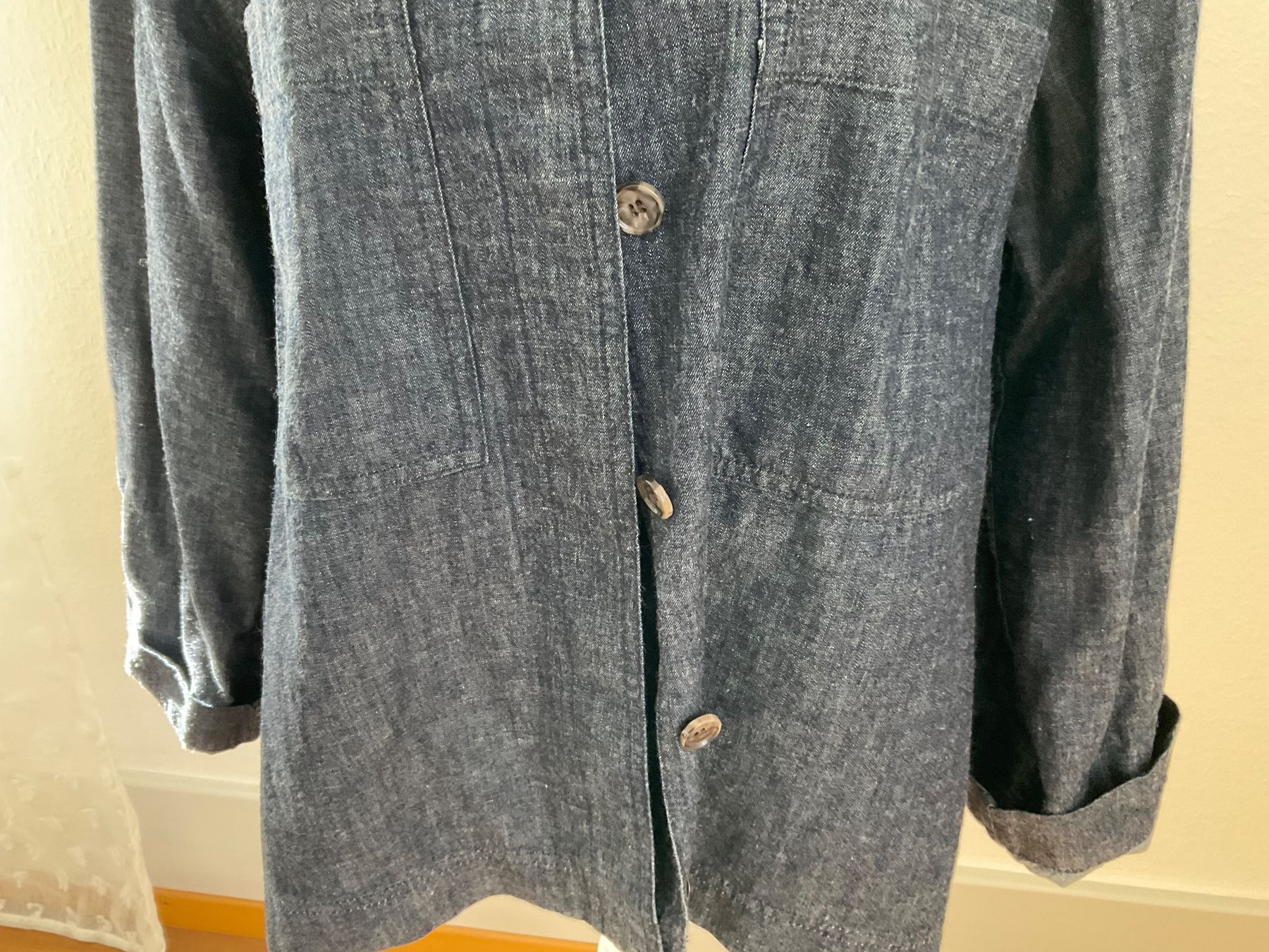 Cos Giacche: Jeansjacke von COS – Usato da Bern venduto da Gabriela32 4