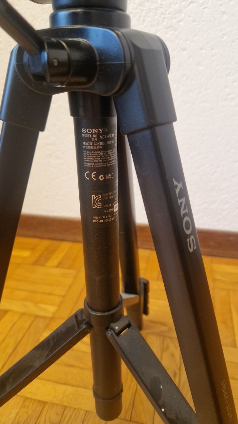 Foto & Immagini: Sony Tripod Black Used – Usato da Rüschlikon venduto da -J05u3- 4