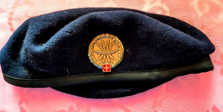 SCHWEIZER MILITÄR BERET .. 