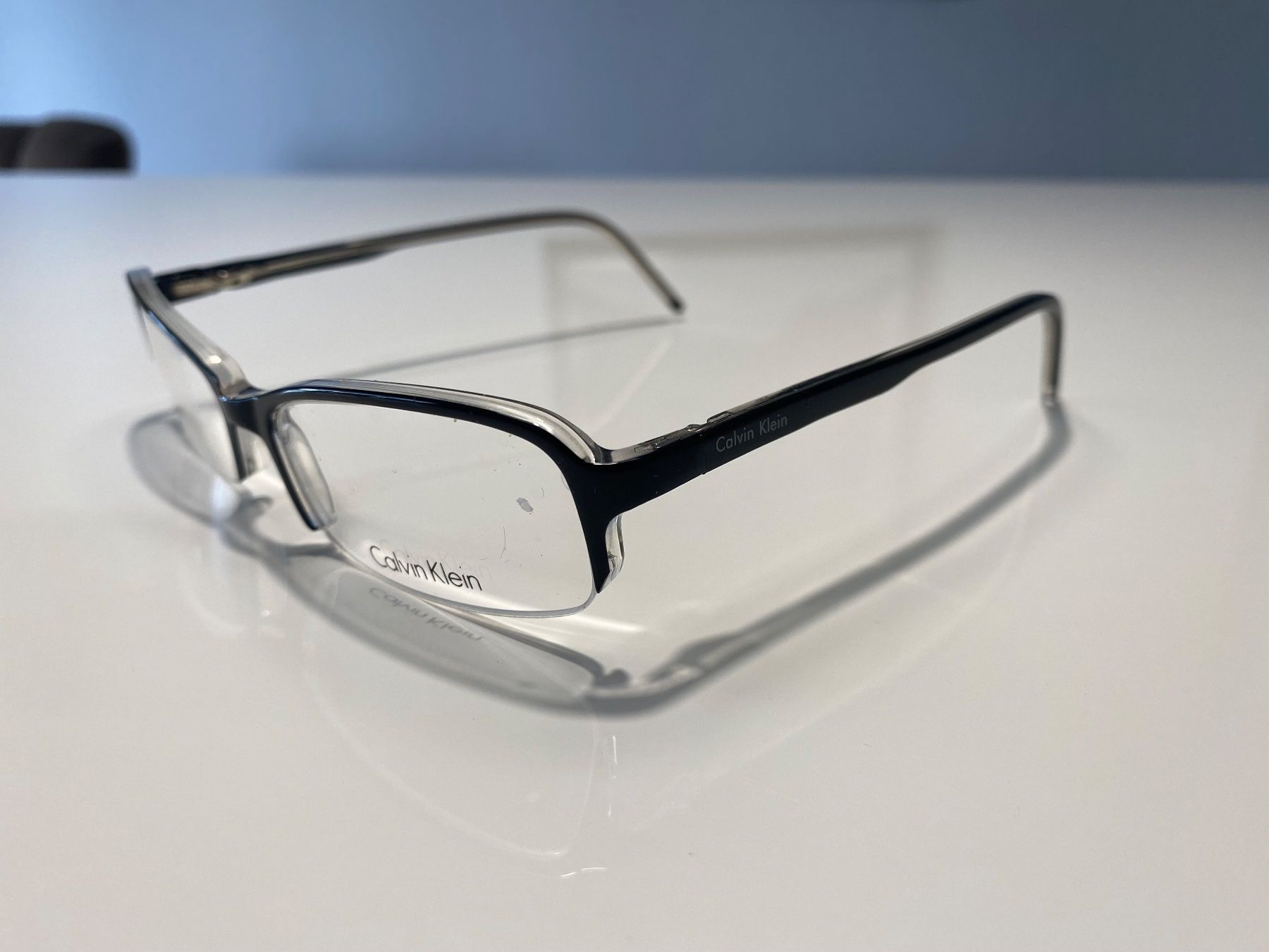 Calvin Klein Occhiali & Lenti: Monture de Lunettes Calvin Klein – Nuovo (secondo la descrizione) da Bottens venduto da 2Lens 1