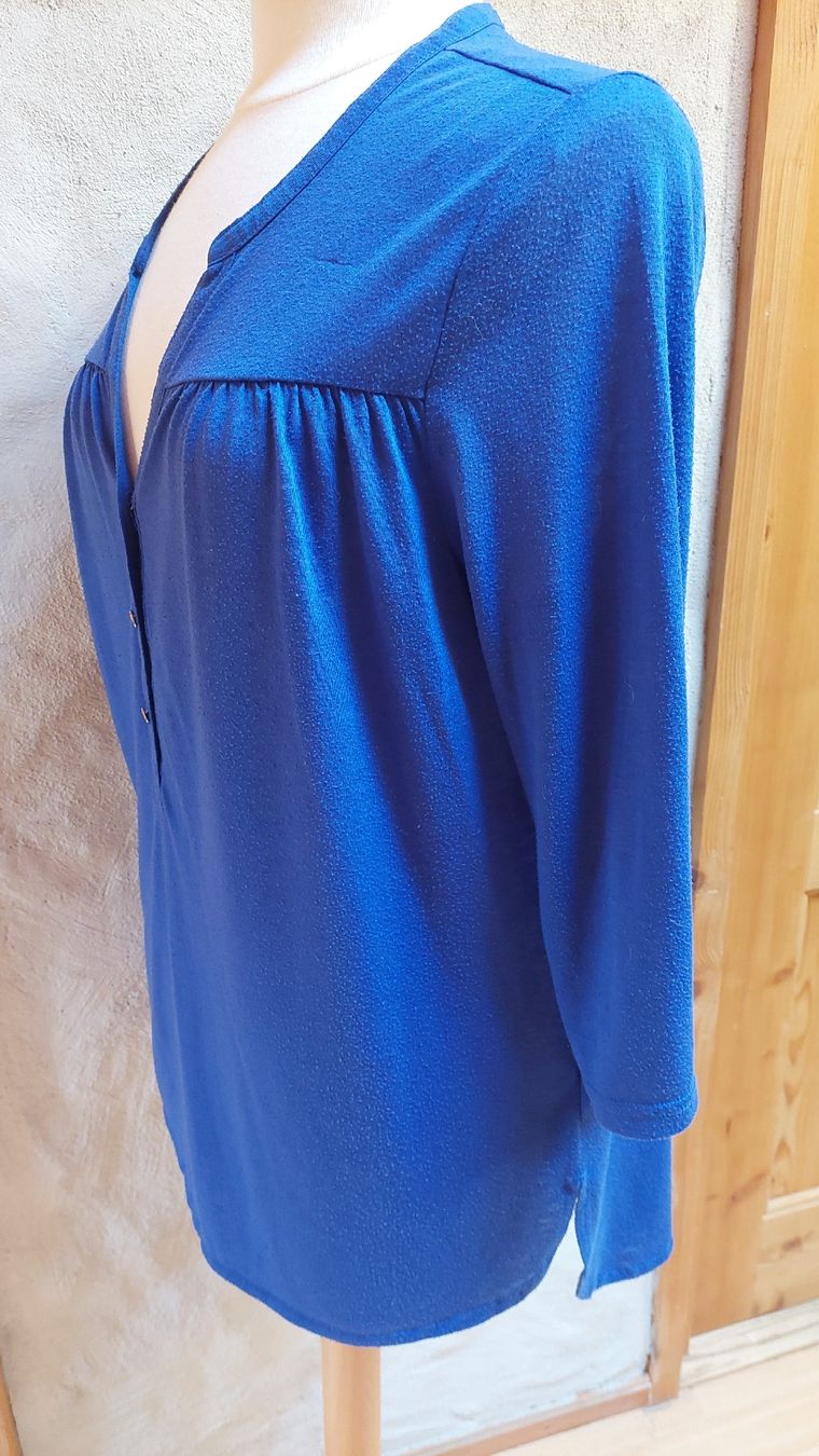 H&M Blusen: Chemisier bleu roi, taille L – Gebraucht aus Marsens von fripe-milodon 3