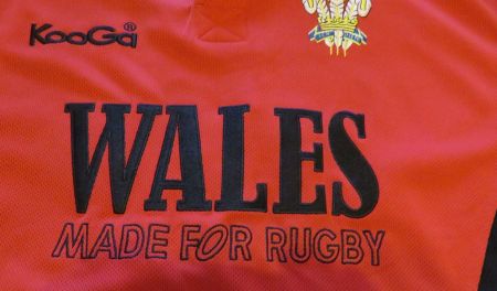 Rugby Jersey / Shirt Wales Size Large