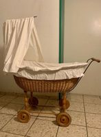 Kinderwiege/Stubenwagen (Weide) mit versch. Stoffbezügen