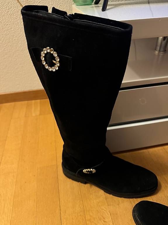 Scarpe da donna: Stiefel in schwarz und braun – Usato da Wettingen venduto da Laila44 2
