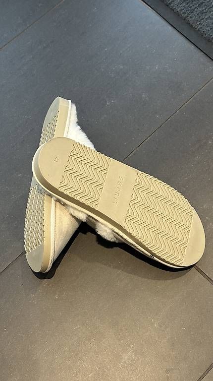 Scarpe da donna: Neue Hausschuhe Esprit Gr. 41 – Nuovo e nell'imballaggio originale da Wetzikon ZH venduto da biancab1000 2
