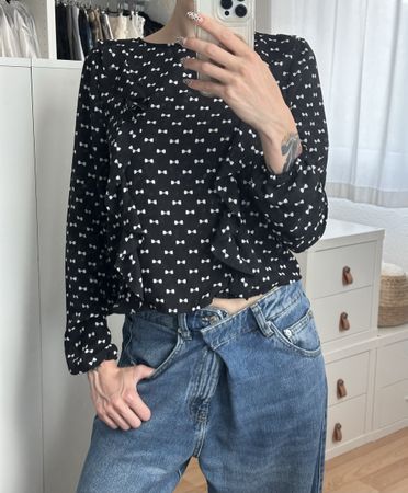 H&M Bluse Damen schwarz mit Schleifen Grösse 34
