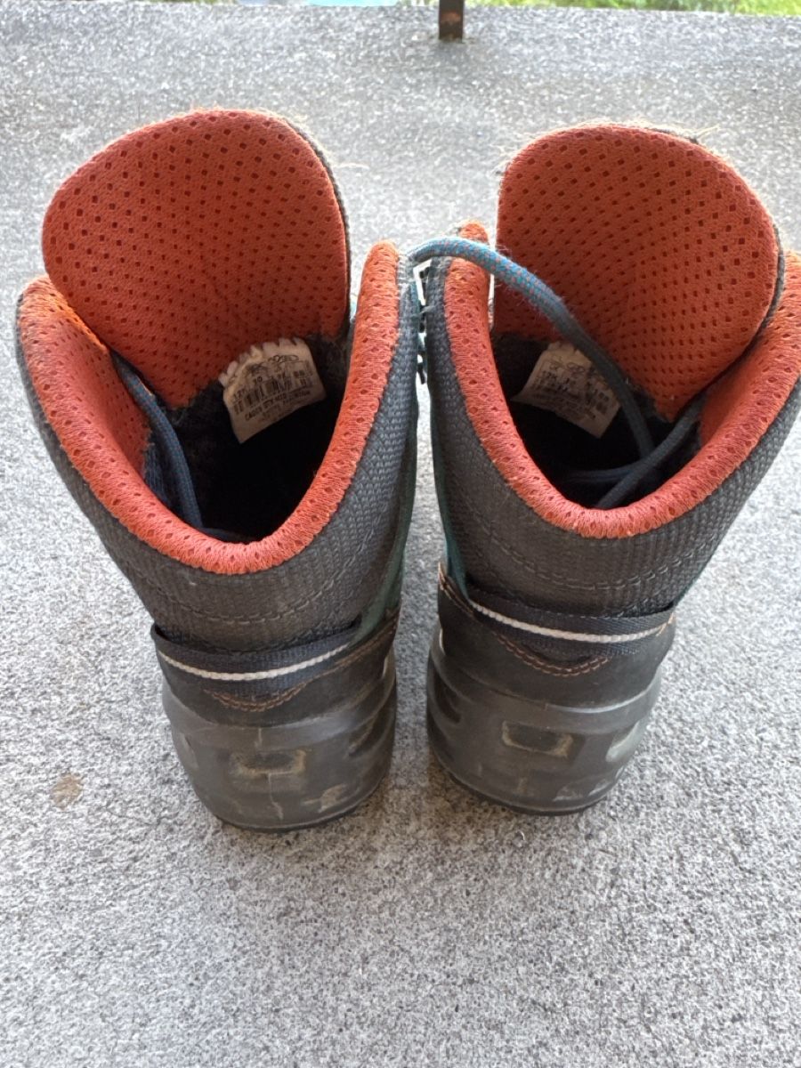 Lowa Scarpe per ragazzi: Lowa Kinderwanderschuh 30 – Usato da Winterthur venduto da meitchel 2