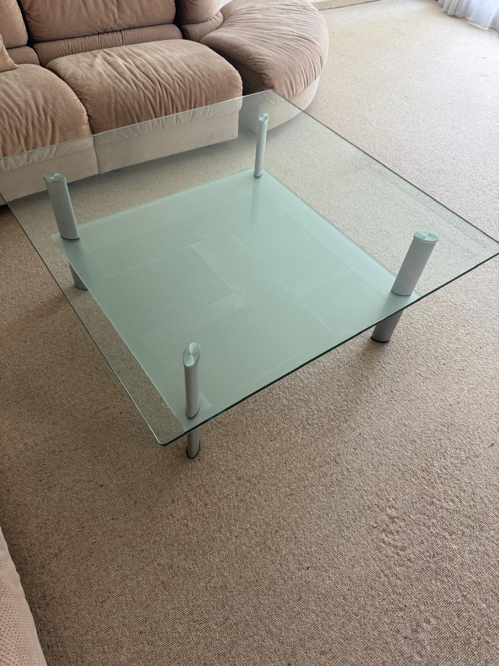 Tables: Salontisch (Glas) – D'occasion à Greifensee par wakeupman
