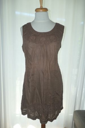 Kleid braun mit Spitze EUR 42 neuwertig