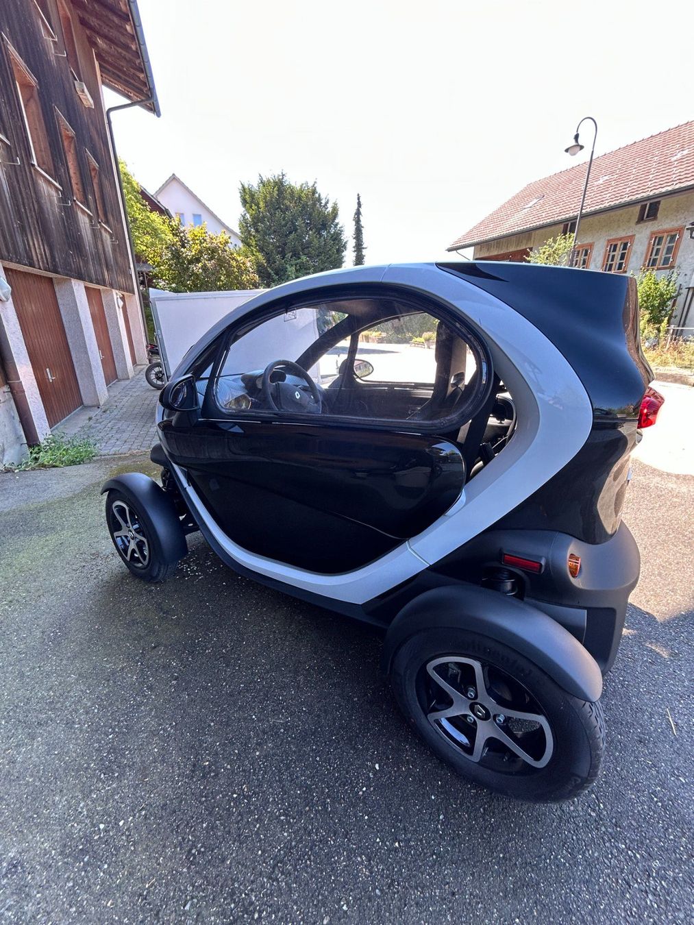 Renault Autos: RENAULT Twizy – D'occasion à Rickenbach ZH par hunter19