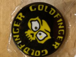 Goldfinger Pin Anstecker Punk Metal Rock Band