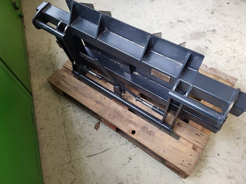 Hoflader: Adapter Thaler / Euro 8 – Gebraucht aus Giswil von Hans83 1