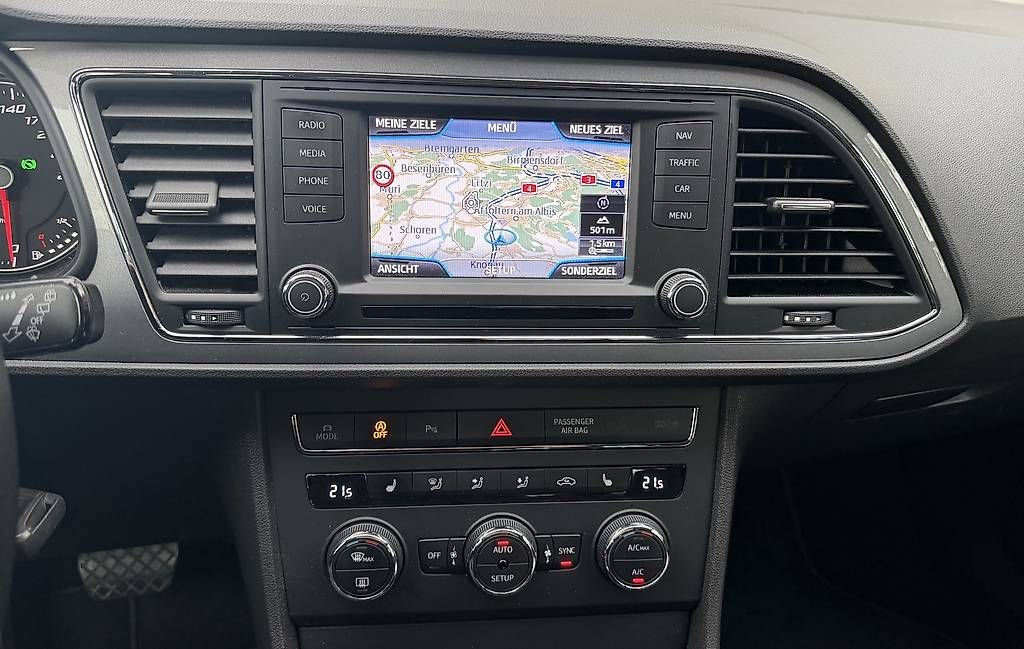Autos: Seat Leon 1.8Tsi DSG – D'occasion à Zwillikon par Ueli.99 2