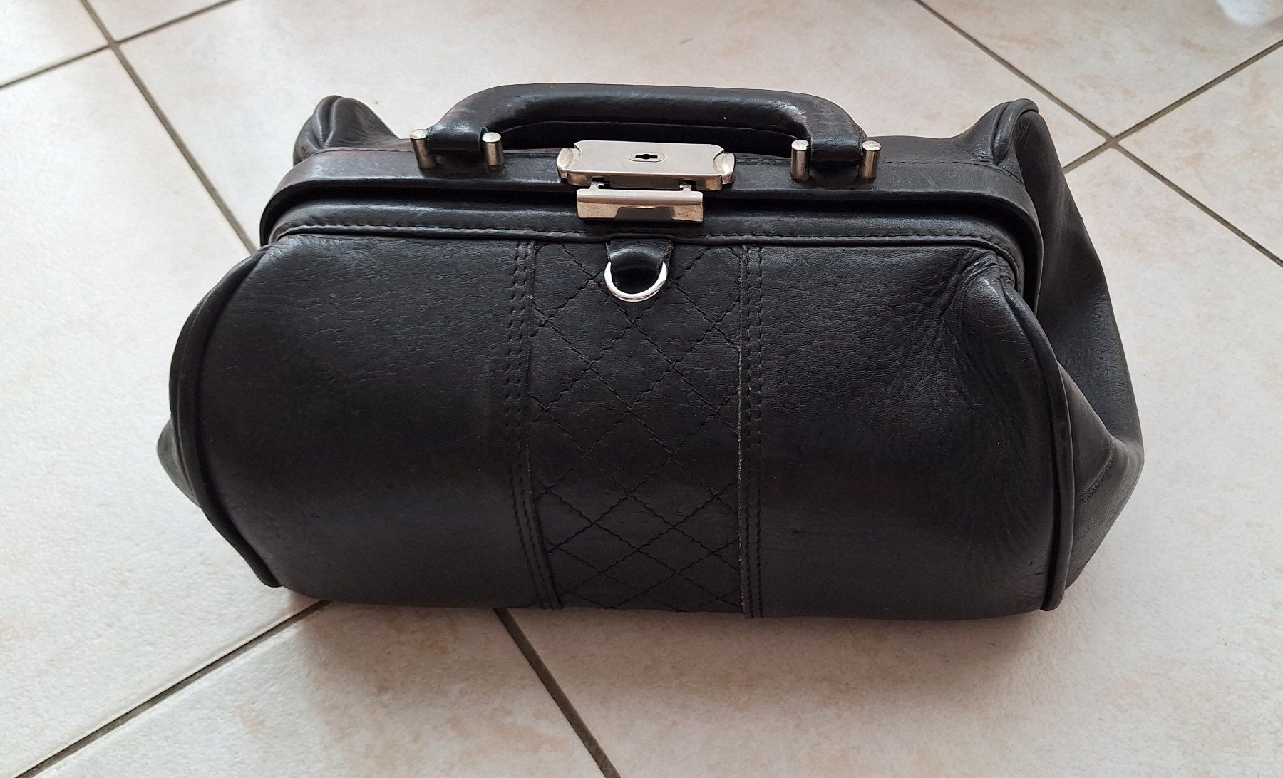Taschen für Damen: Sac en cuir Vintage – Gebraucht aus St-Triphon von Jldr0 1