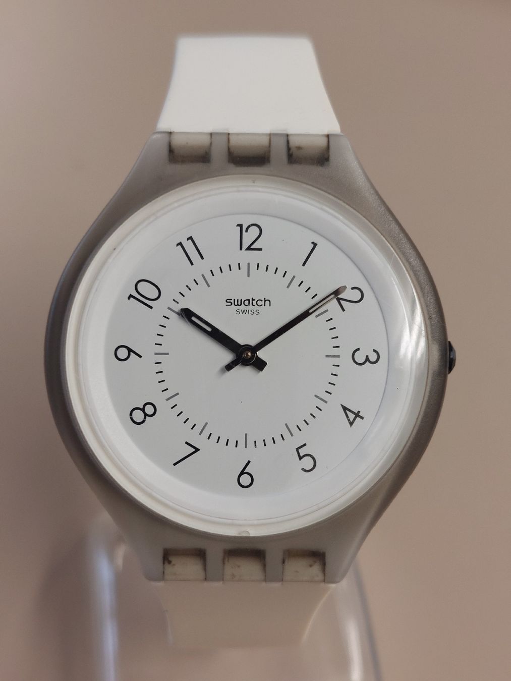 Swatch Uhren: SWATCH Skinclass Weiss – Gebraucht aus Zürich von shimibene