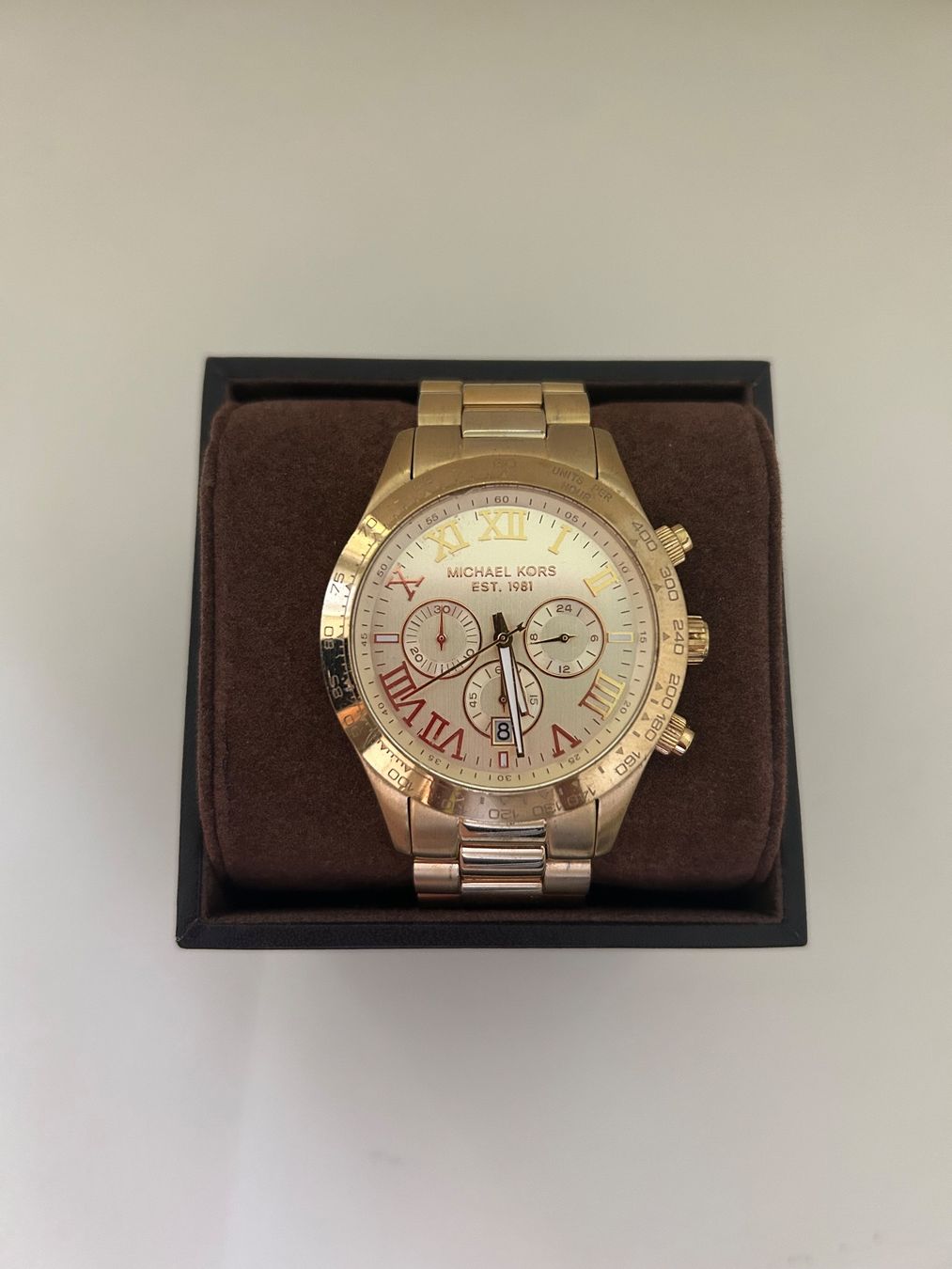 Michael Kors Orologi: Michael Kors Uhr Chrono Gold – Usato da Liestal venduto da Blueberrymuffin._