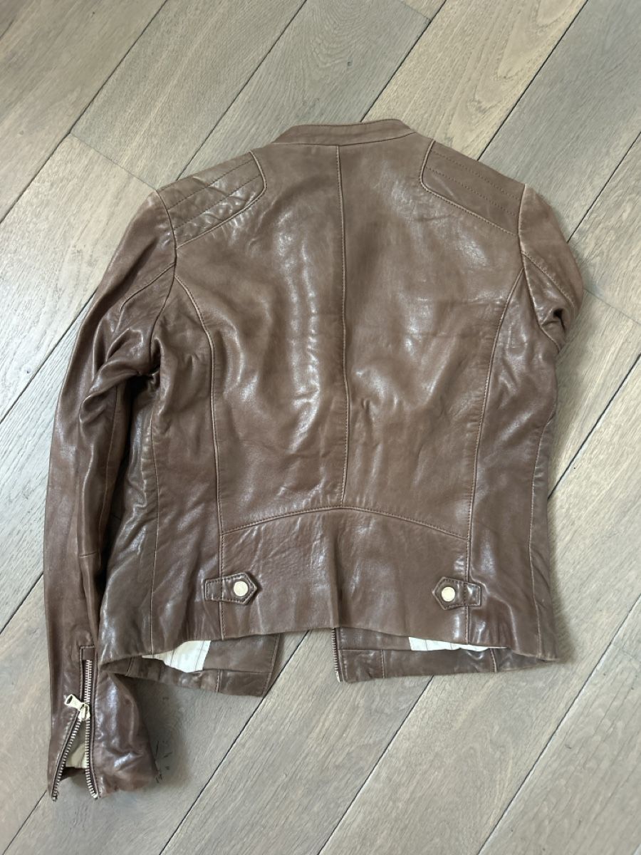 Massimo Dutti Giacche: Lederjacke von Massimo Dutti – Usato da Uitikon Waldegg venduto da A.K.R. 4