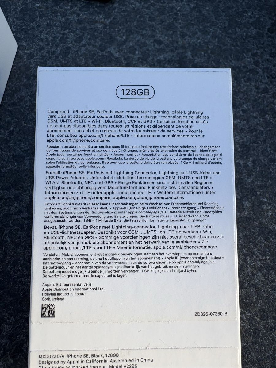 Apple Portables: Iphone SE, black, 128GB – D'occasion à Oberglatt ZH par hotess74 3