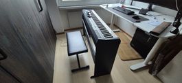 Yamaha P-105B E-Piano / Stage-Piano – Komplett-Set 1500 CHF